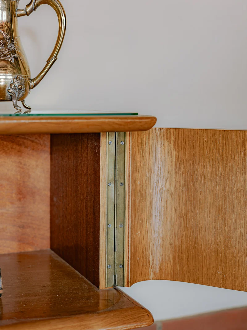 Maïa, la table de chevet art déco au plateau en verre N°1532