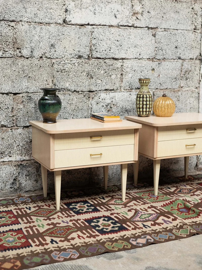 Maïa, la paire de tables de chevets épurées N°1529