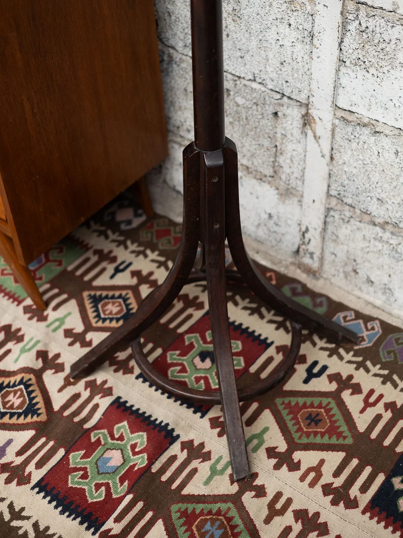 Max, le porte-manteau Baumann N°395
