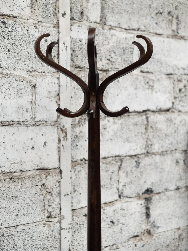 Max, le porte-manteau Baumann N°394