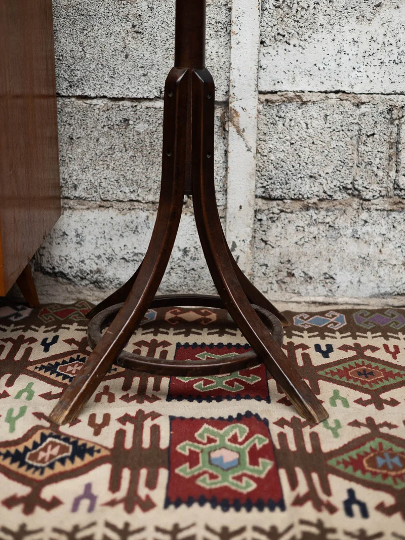 Max, le porte-manteau Baumann N°394