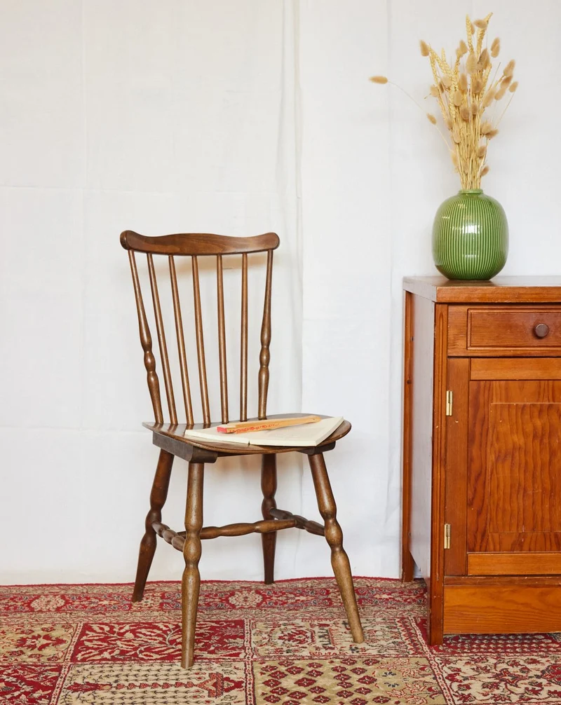 Claude, la chaise en bois N°1435