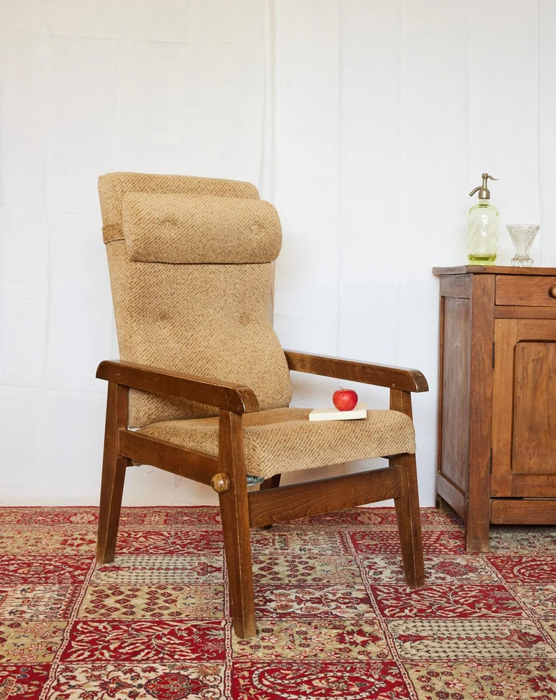 Ernest, le fauteuil inclinable en bois N°1102
