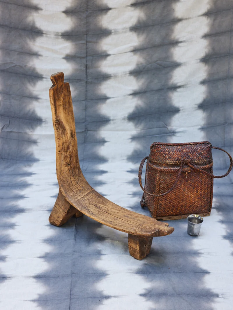 Ernest, l'assise exotique en bois N°1056