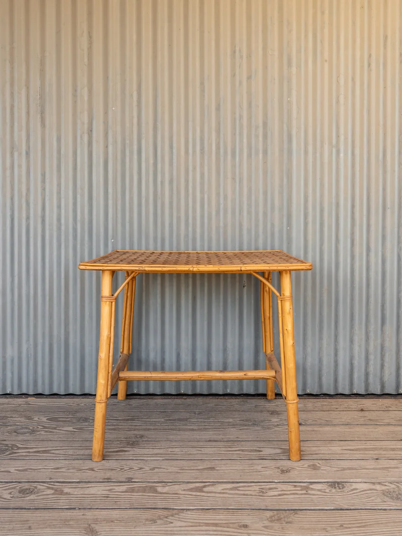 Romy, la table à manger en rotin et bambou N°1451