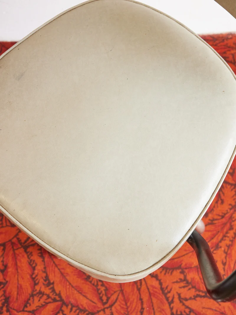 Jakob, le fauteuil d'atelier en skaï N°1282