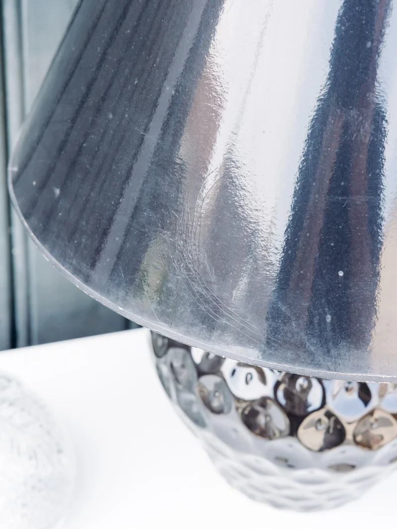 Julia, la lampe en forme de fraise N°987