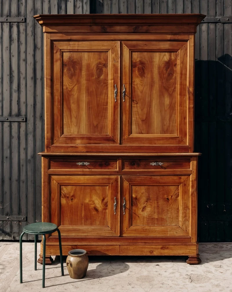 Blandine, l'armoire normande en merisier massif N°480