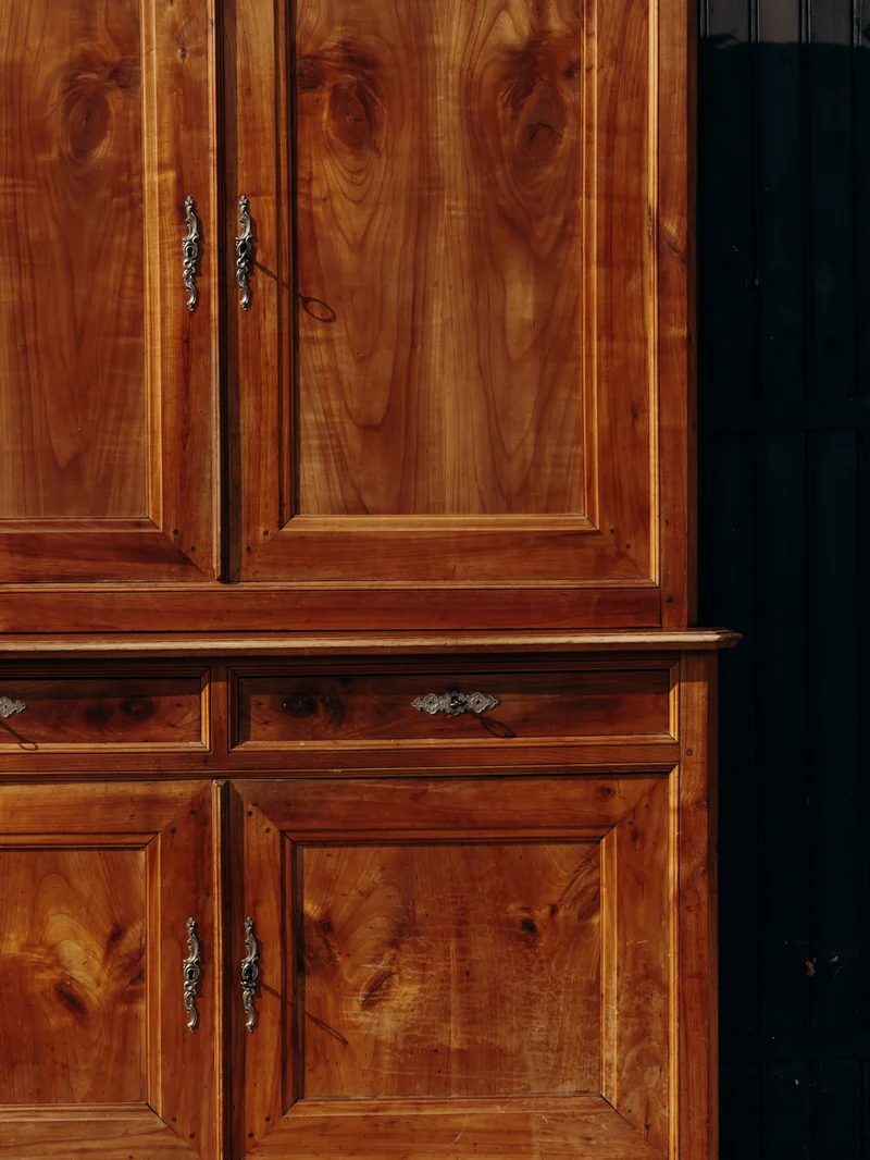 Blandine, l'armoire normande en merisier massif N°480