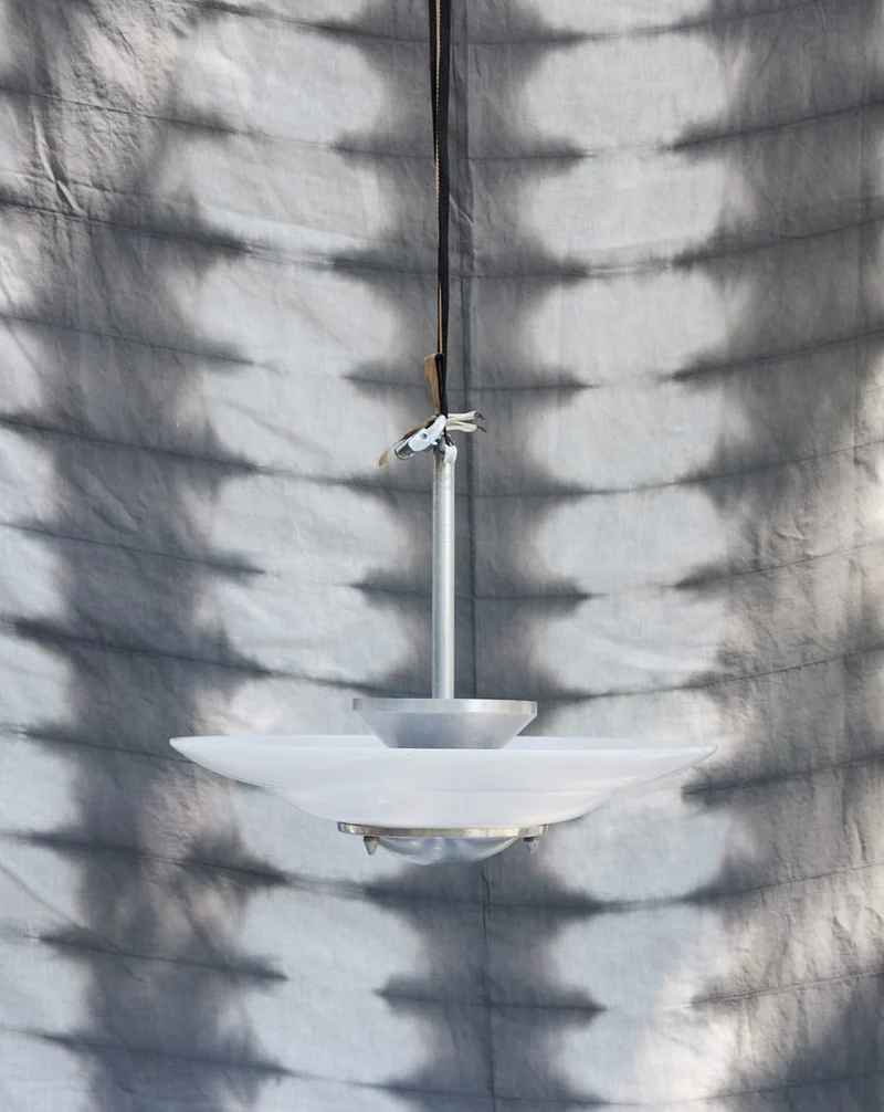 Sonia, la suspension vintage en verre fumé blanc N°289