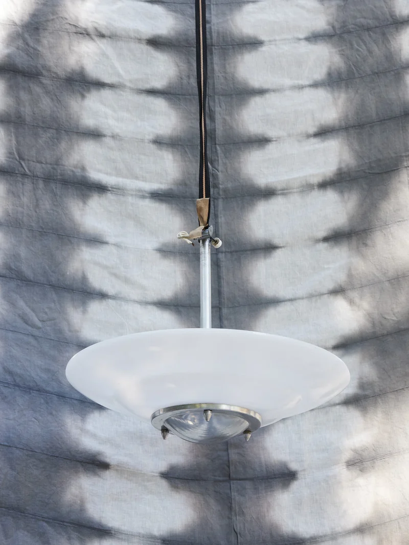 Sonia, la suspension vintage en verre fumé blanc N°289