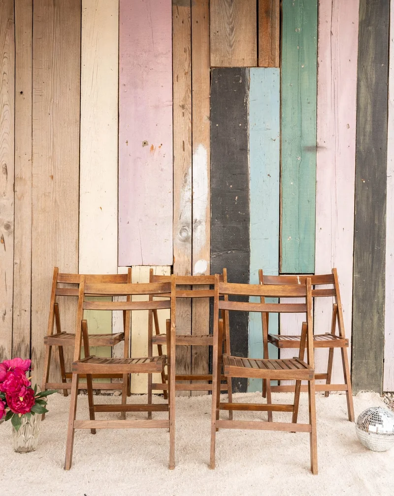 Claude, le lot de 5 chaises en bois N°1412