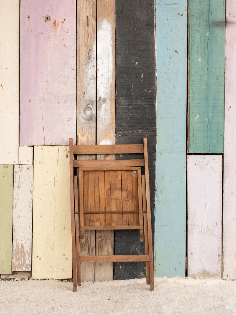 Claude, le lot de 5 chaises en bois N°1412