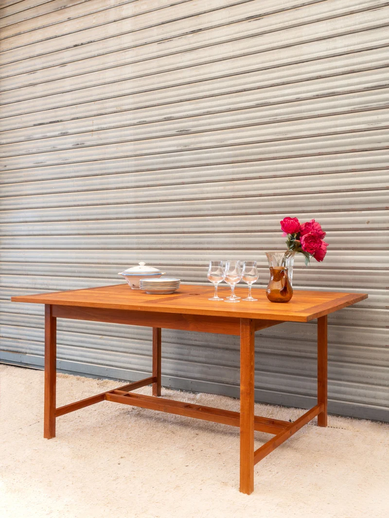 Romy, la table à manger en bois N°1444