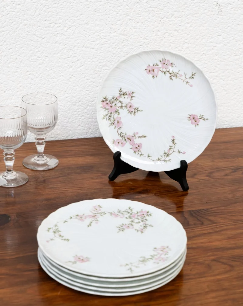 Antoinette, le lot de 6 assiettes à dessert en porcelaine de Limoges Bernardaud N°319