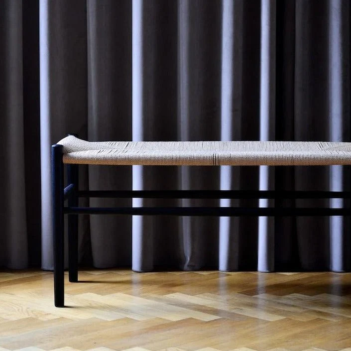 Banc en bois et tissage - J83B Hêtre laqué noir