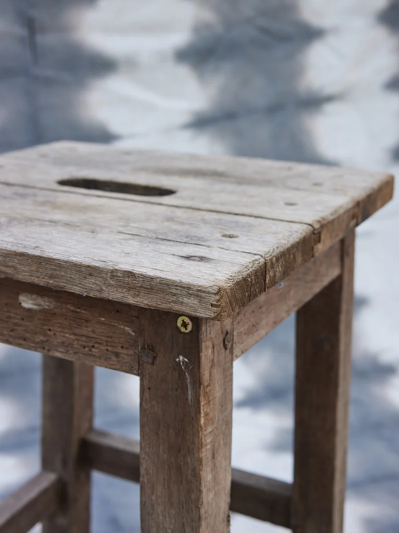 Regis, le tabouret d'atelier en bois N°1440