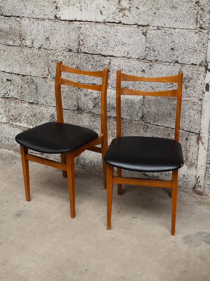 Alma, la paire de chaises en skaï N°1722