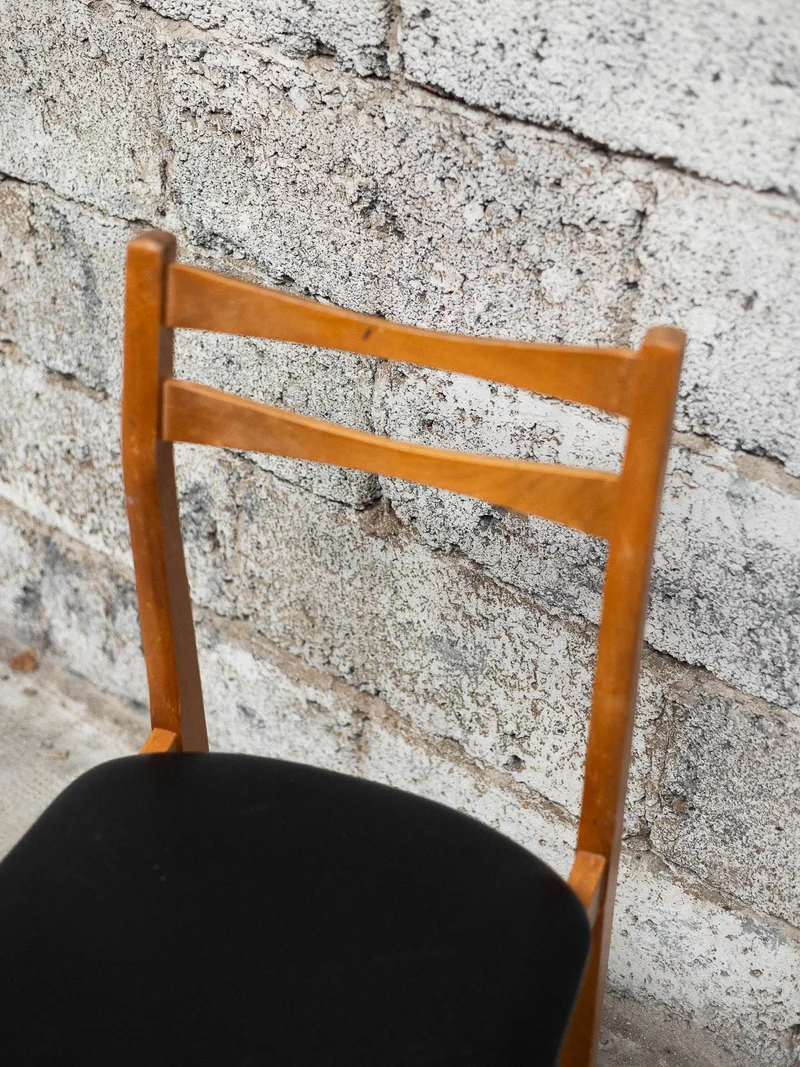 Alma, la paire de chaises en skaï N°1722