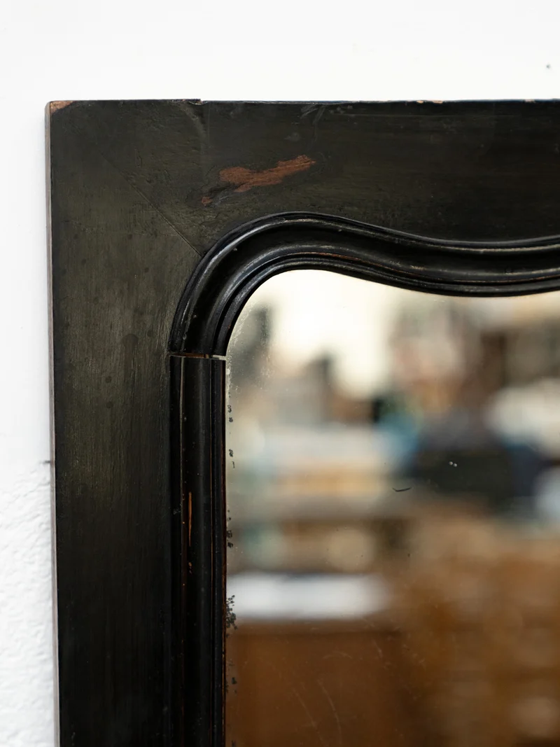 Georges, le grand miroir en bois ancien au fronton sculpté N°1318