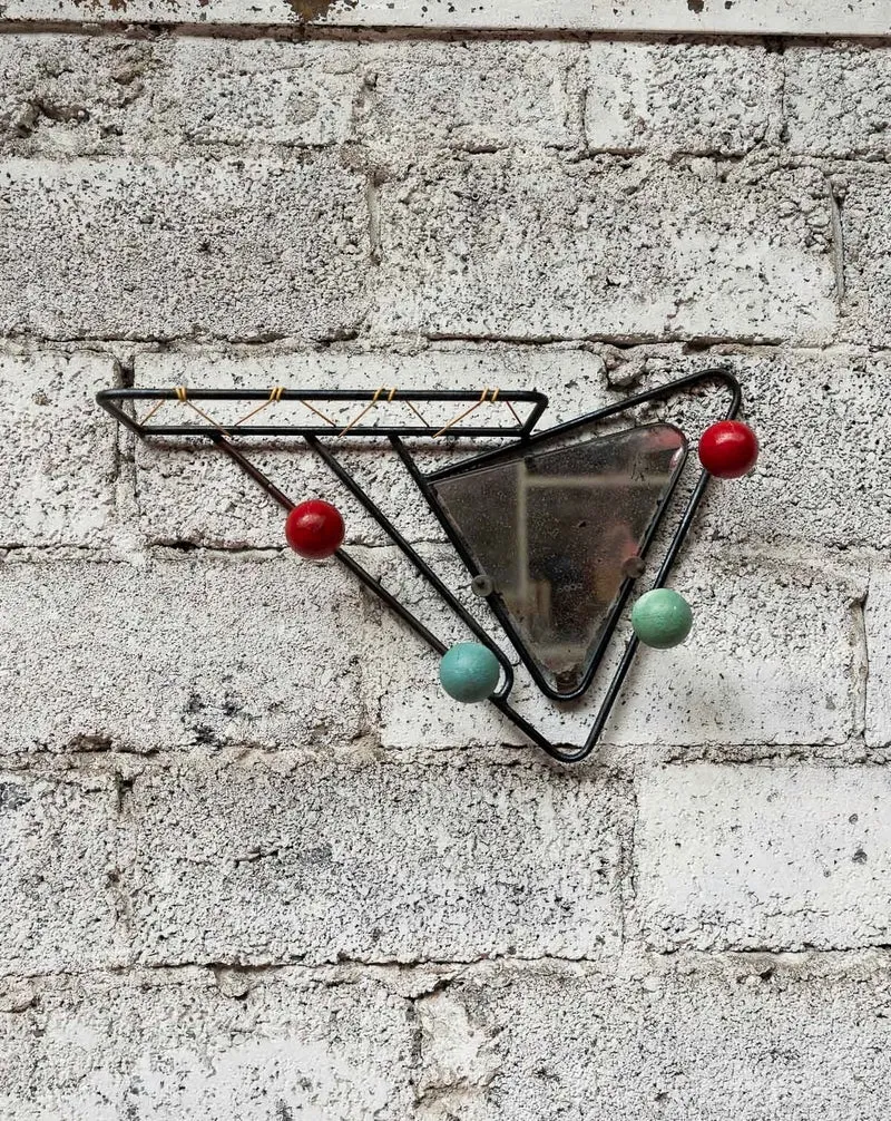 Igor, le miroir triangulaire N°1100