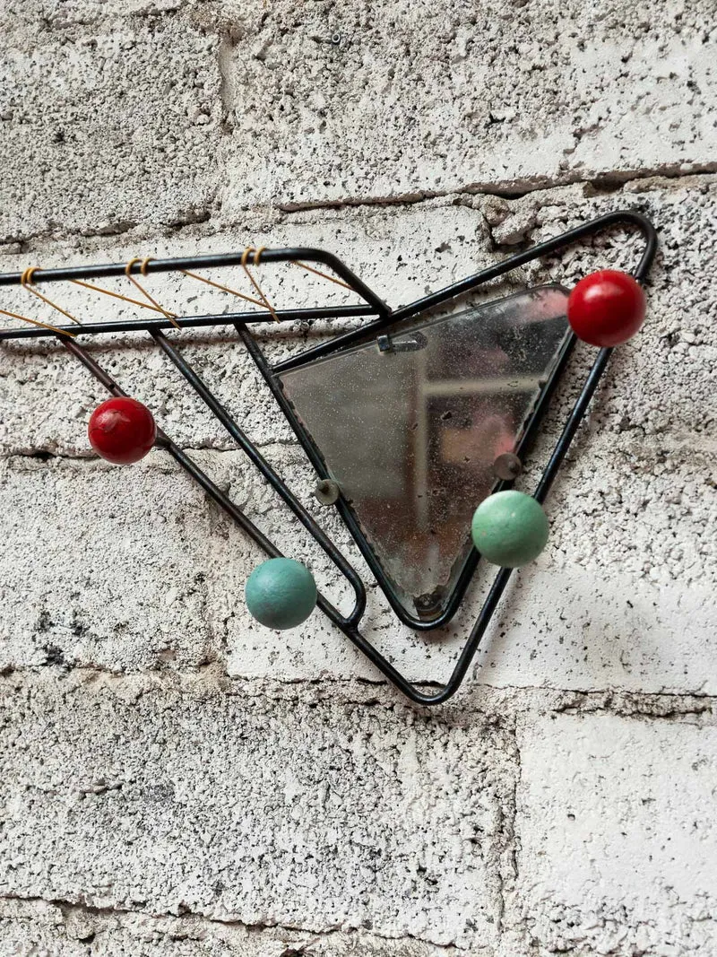 Igor, le miroir triangulaire N°1100