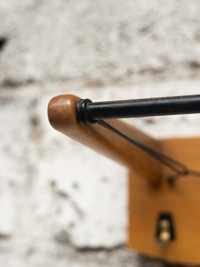 Max, le porte-manteau bois N°398