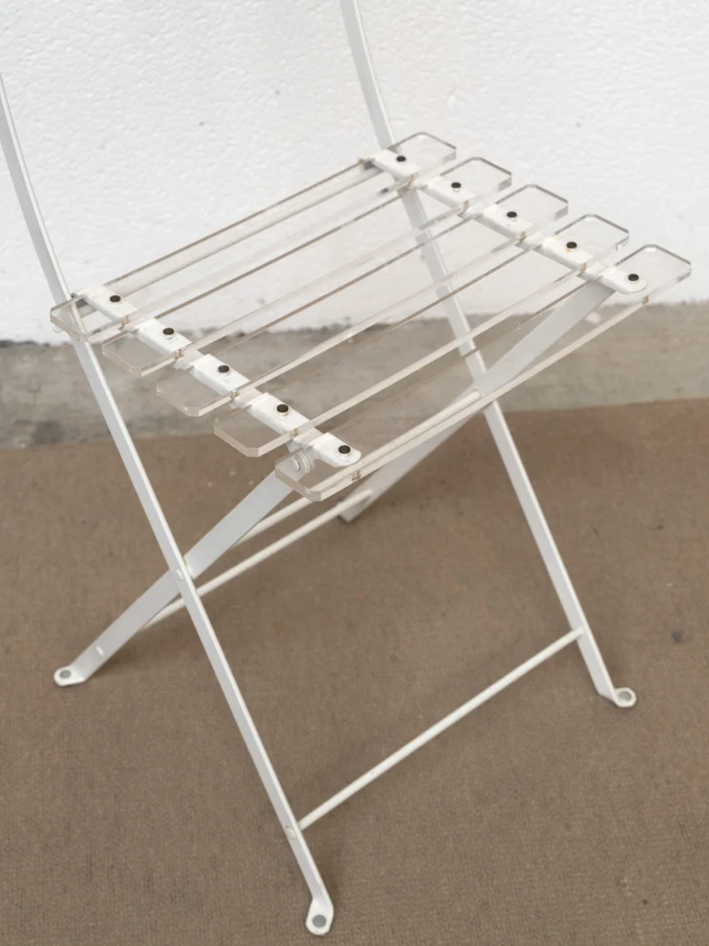 Alma, la chaise transparente N°1719