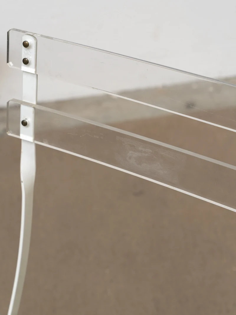 Alma, la chaise transparente N°1719