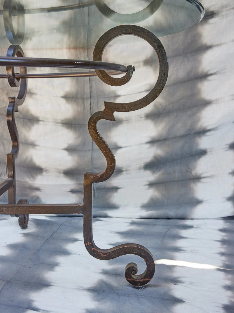 Karla, la table à manger ronde en verre biseauté N°1202