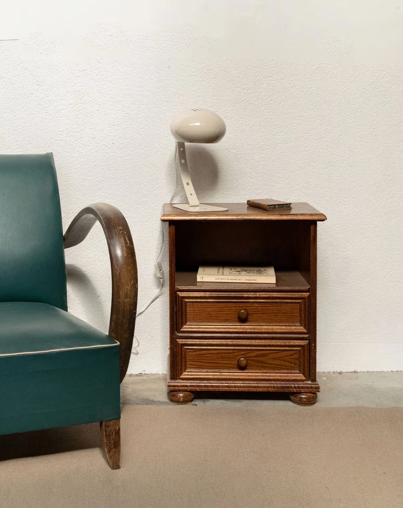 Odile, la table de chevet en bois N°1459