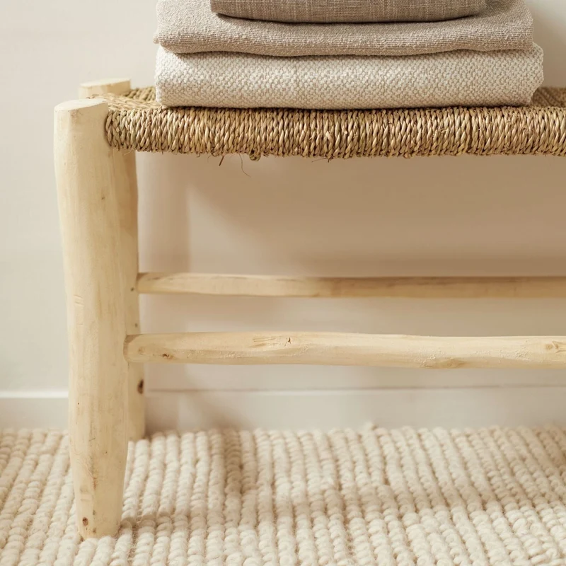 Banc traditionnel en bois de laurier