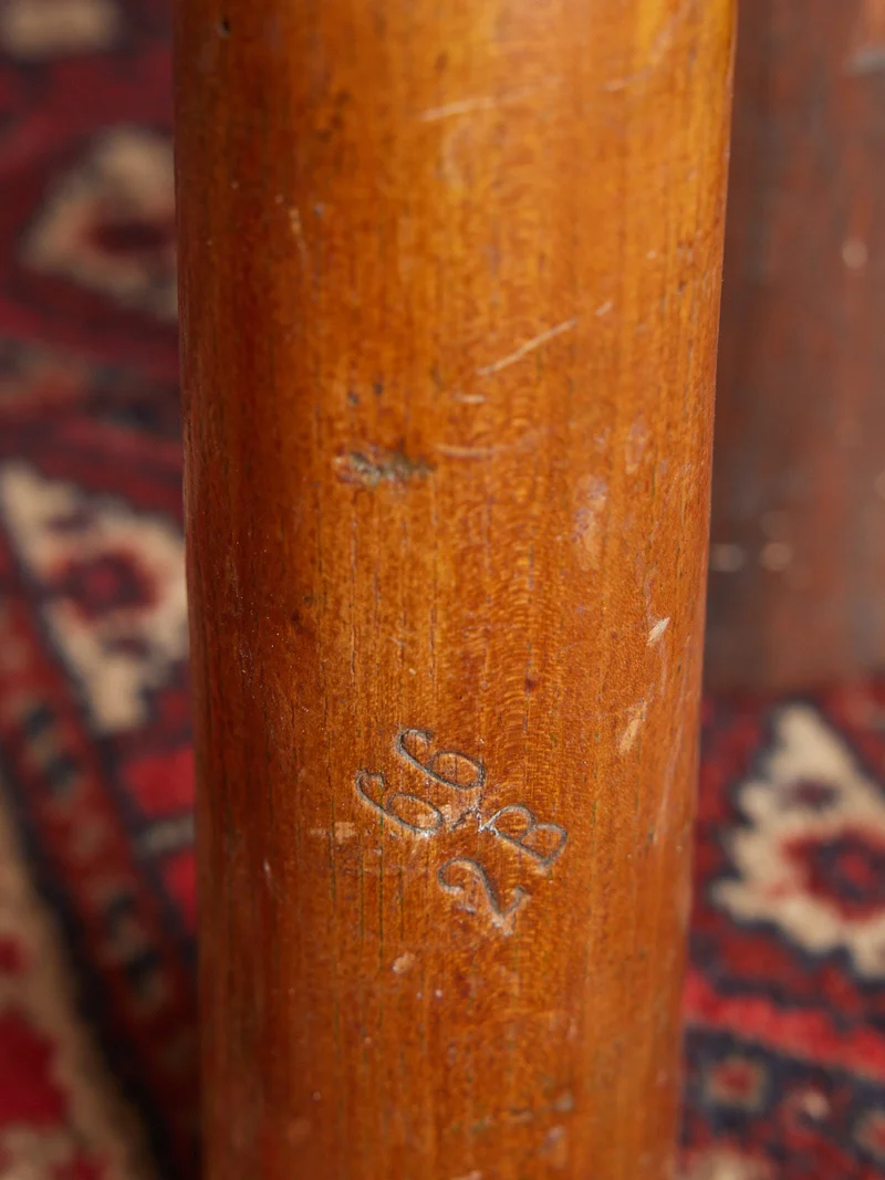 Alix, la paire de quilles anciennes en bois N°1085