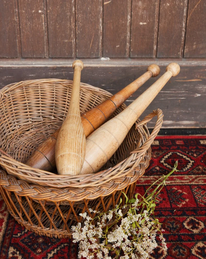 Alix, le trio de quilles de jonglage en bois N°1084