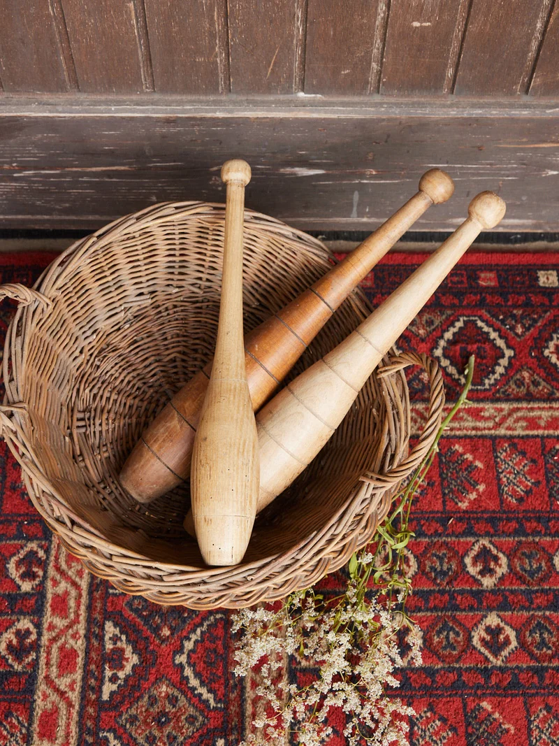 Alix, le trio de quilles de jonglage en bois N°1084