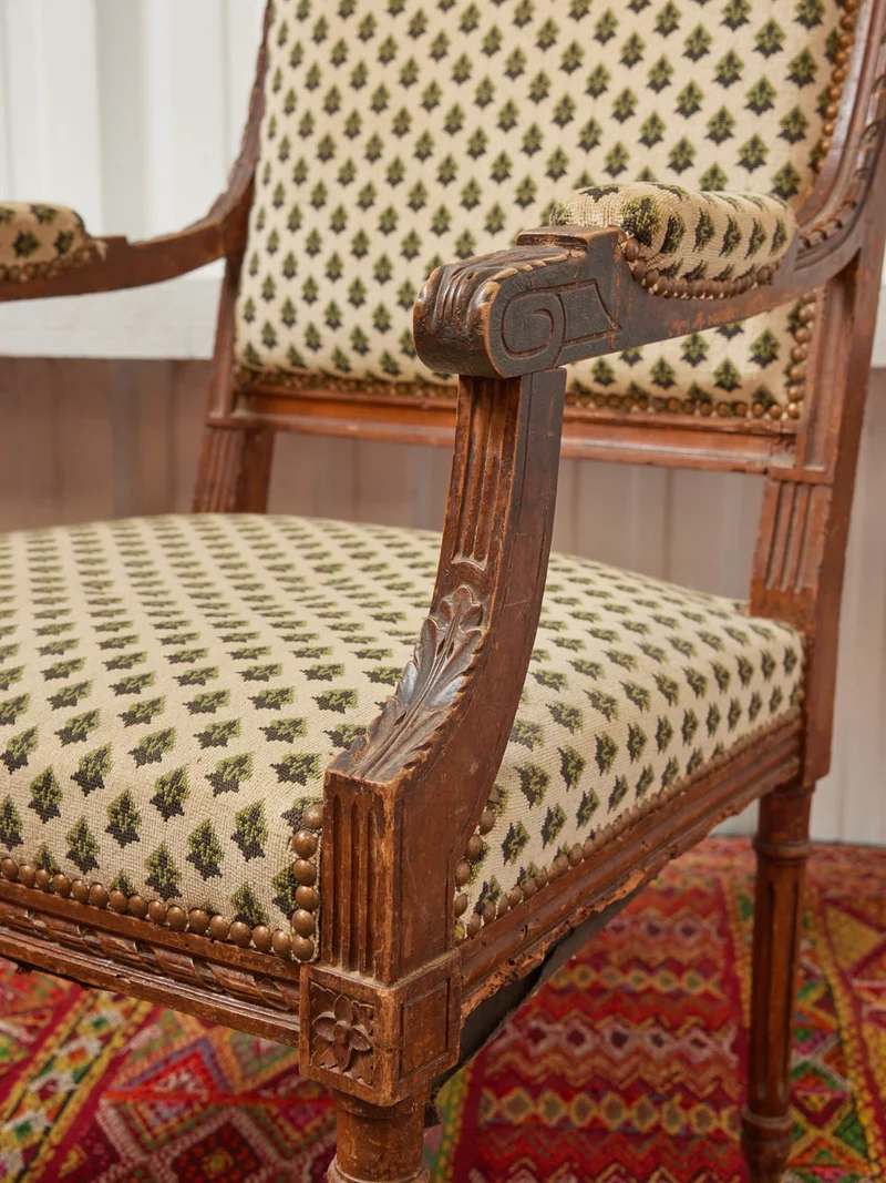 Ernest, le fauteuil XIXème en bois N°1083