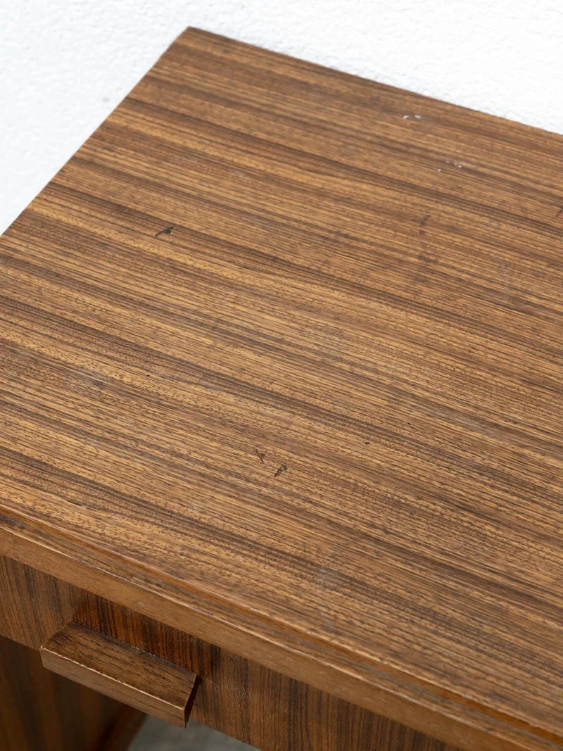 Louise, la coiffeuse en bois N°319
