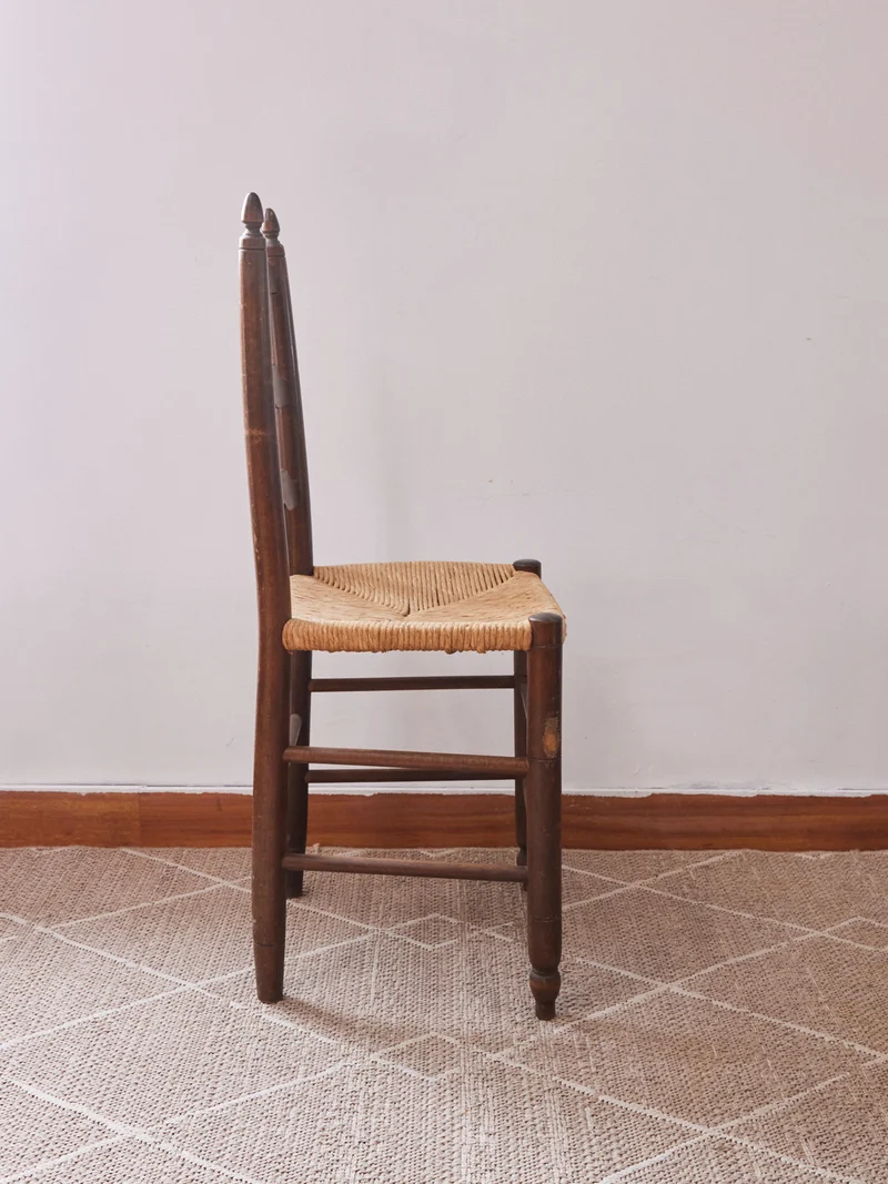 Claude, la paire de chaises en paille N°1340