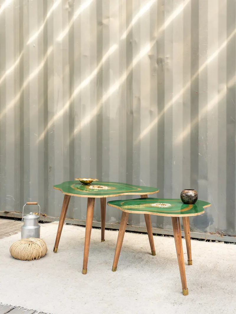 Barbara, les tables gigognes en bois vertes N°171