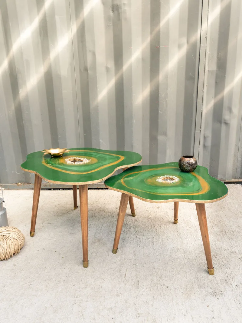 Barbara, les tables gigognes en bois vertes N°171