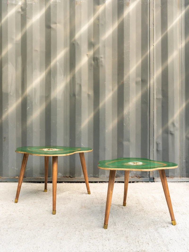 Barbara, les tables gigognes en bois vertes N°171