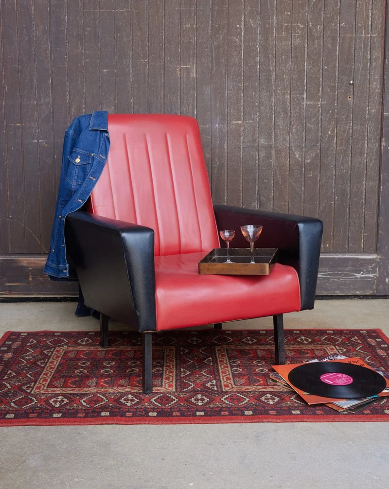 Jakob, le fauteuil vintage en skai bicolore N°1285