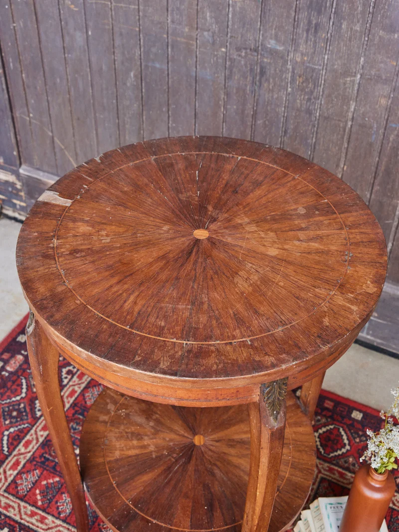 Alfred, le guéridon ancien en bois N°214