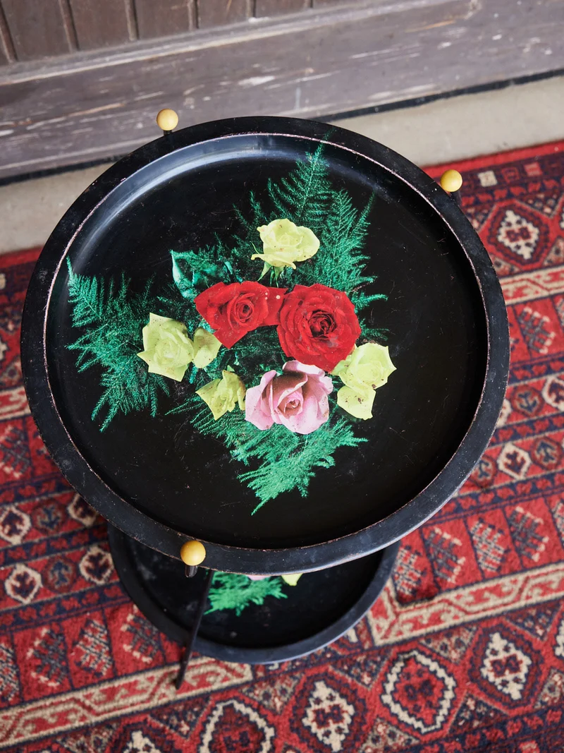 Sacha, le guéridon rétro fleuri N°27