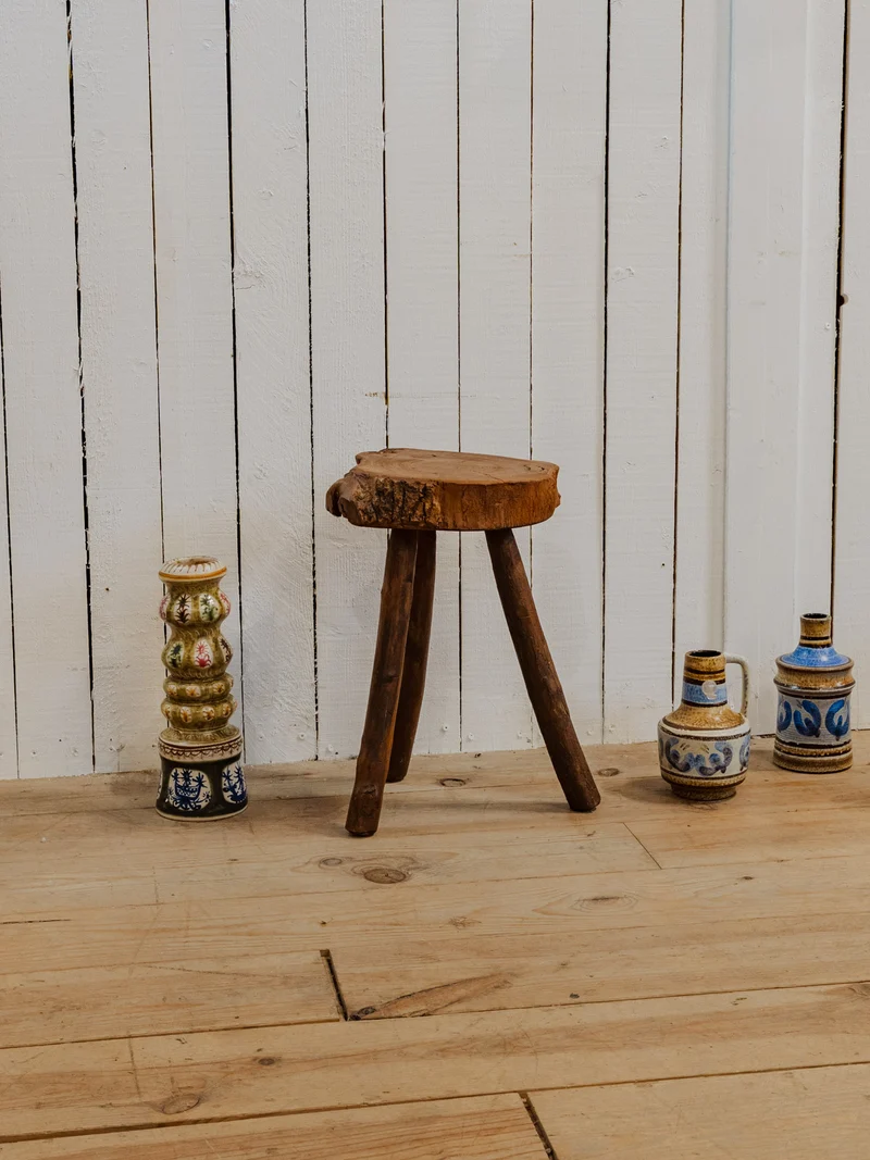 Regis, le tabouret en bois N°1437