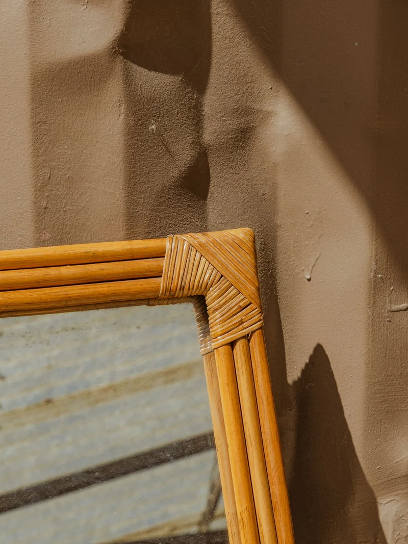 Georges, le miroir en rotin N°1295