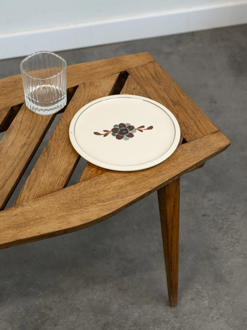 Donna, la table basse en bois ajourée N°1058