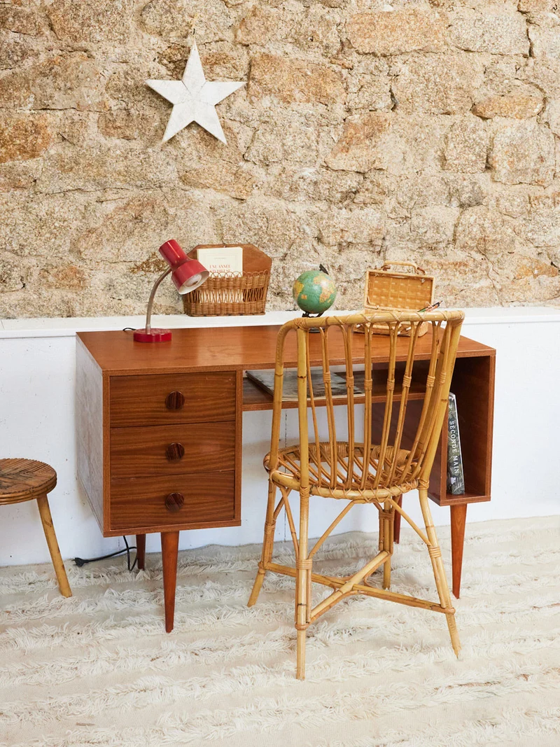 Yvan, le bureau années 70 en bois N°537