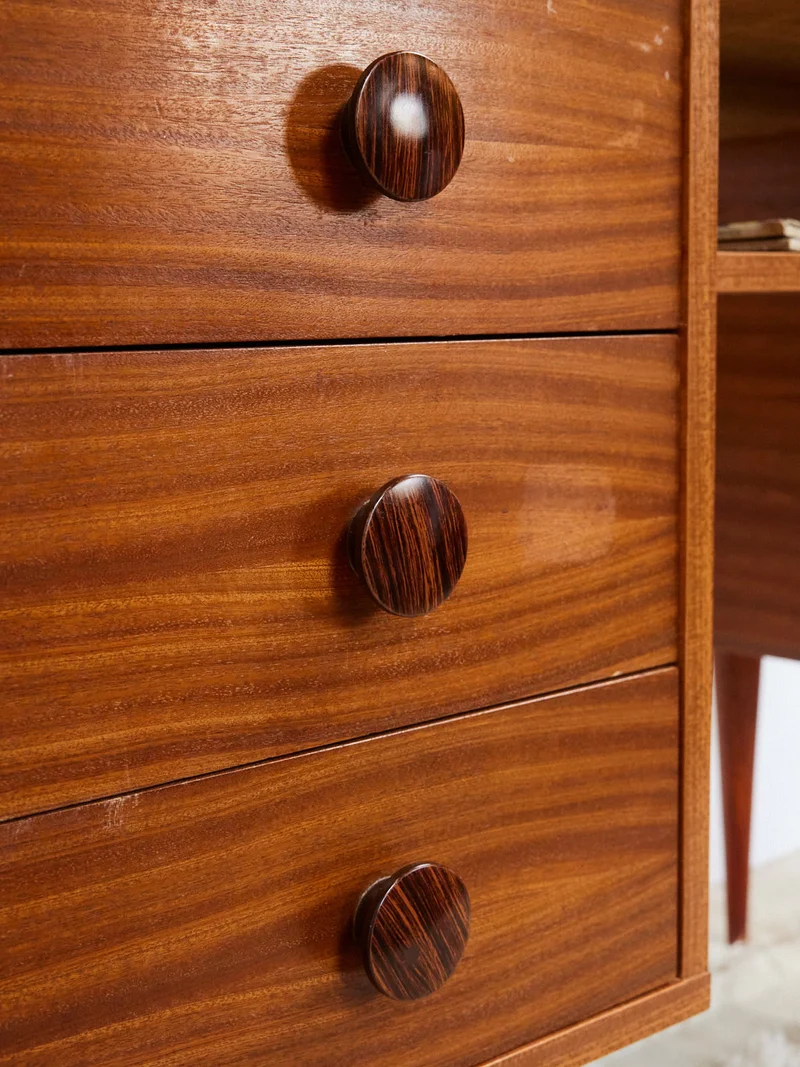 Yvan, le bureau années 70 en bois N°537