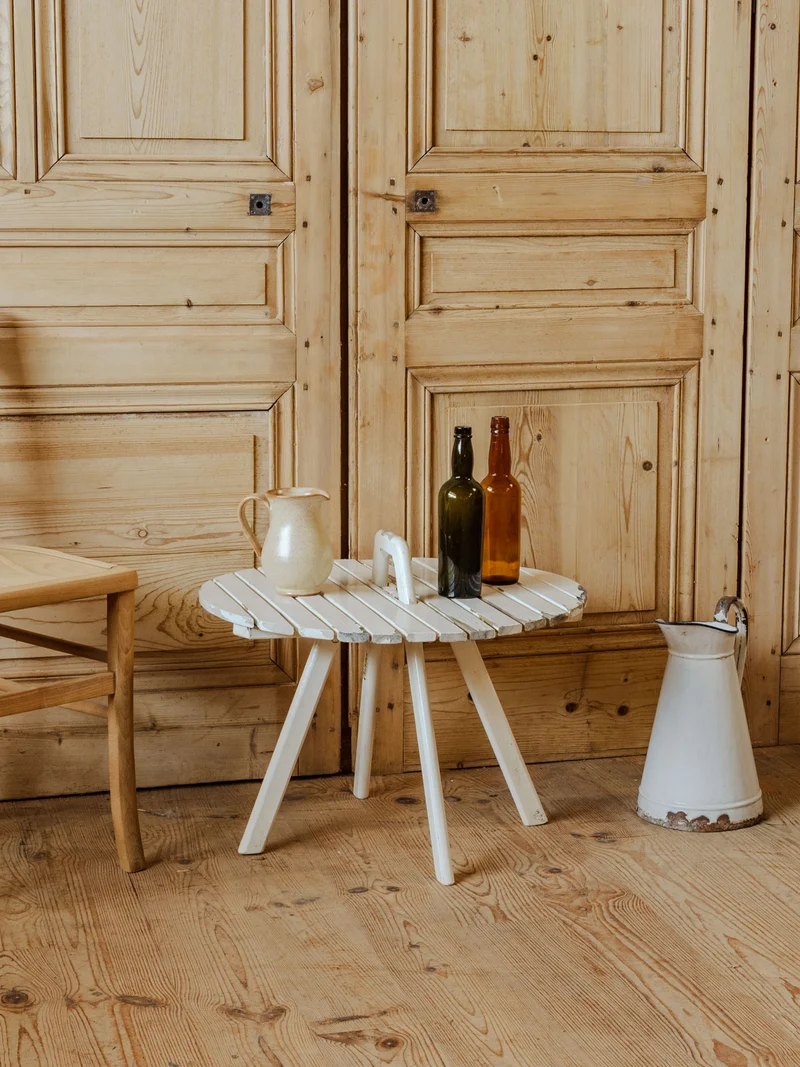 Léonie, la table basse en bois blanc N°1028